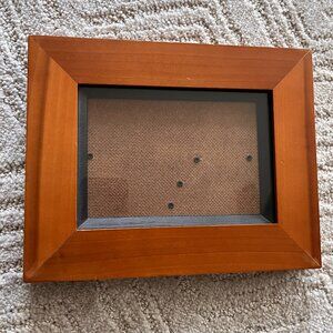 5x7in wood picture frame, shadow box effect